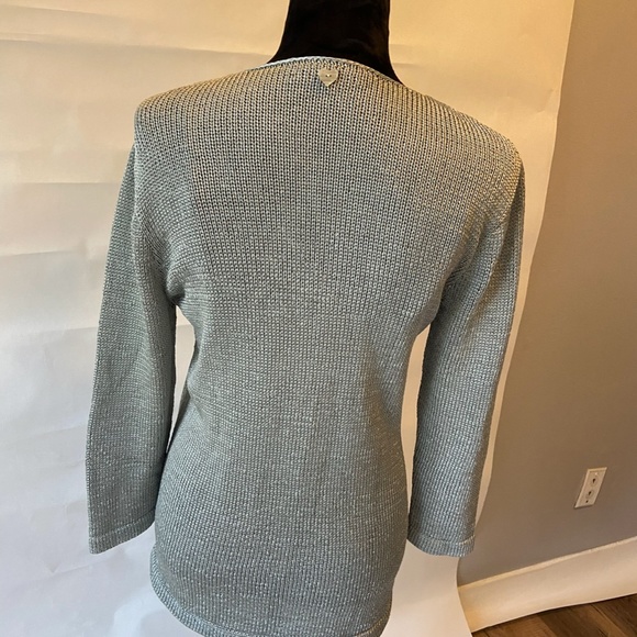 Sportsworks studio v neck blouse - Picture 2 of 2